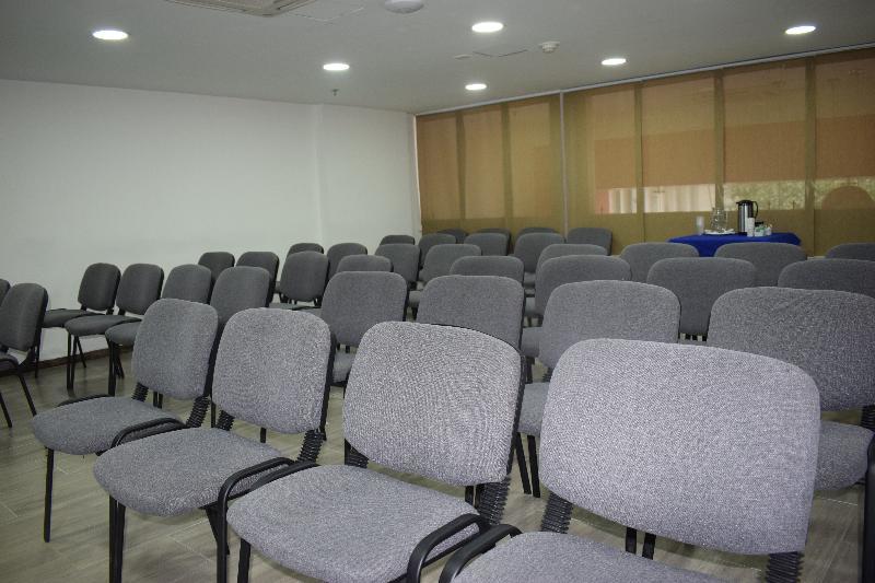 Hotel Hr Amada Кукута Экстерьер фото